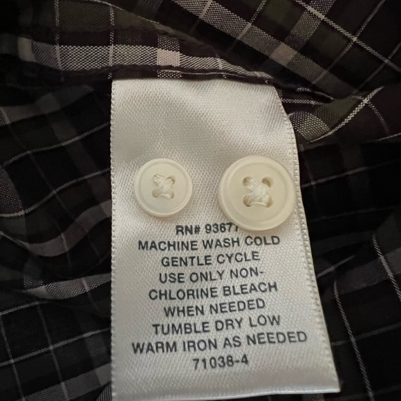 St. John’s Bay Men’s Brown Plaid Long Sleeve Button Down Shirt - Picture 8 of 11